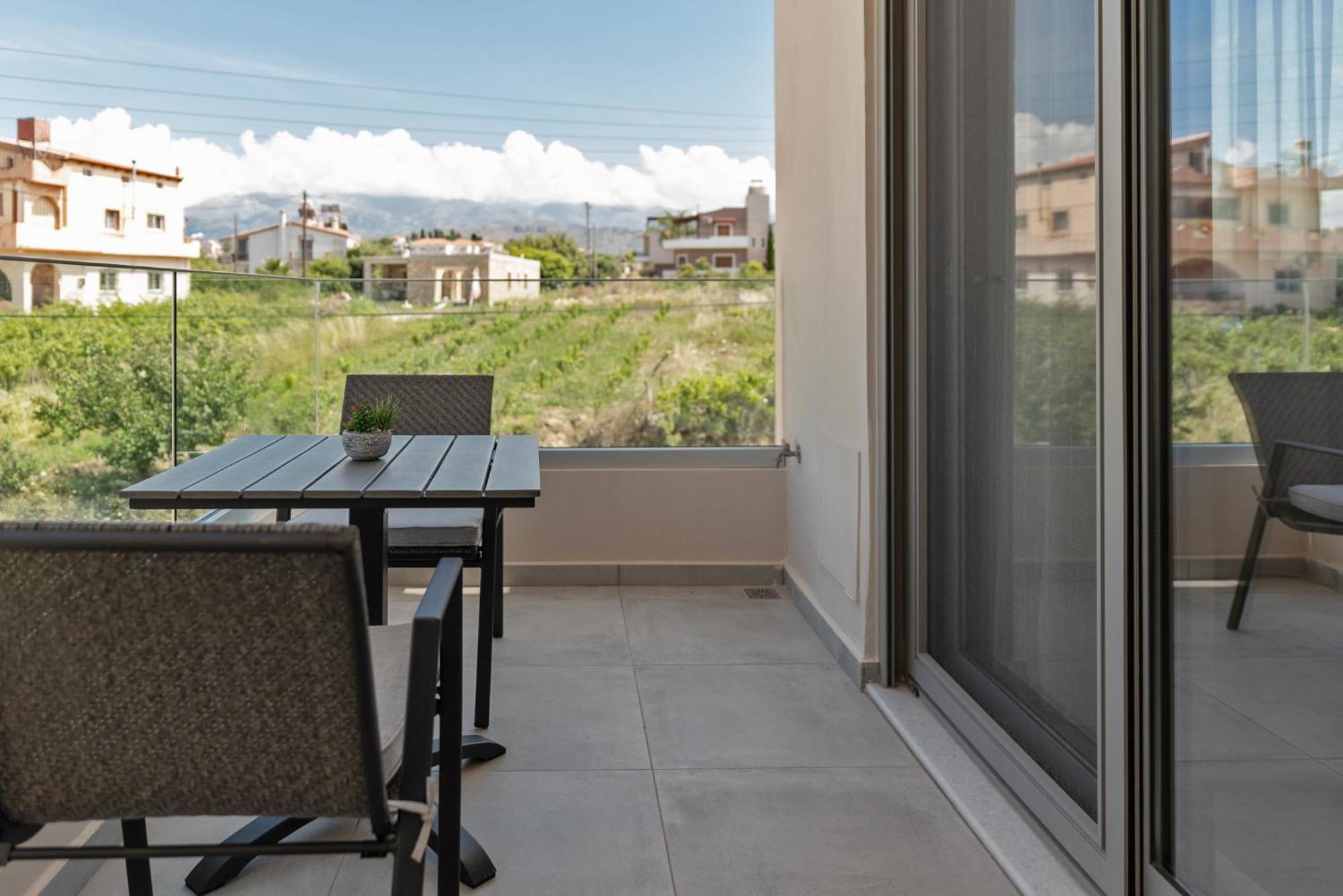 Oliva Verde Residences Galatás Exteriör bild